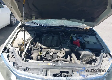 2011 Ford Fusion Se from USA, damaged, VIN 3FAHP0HG9BR129086